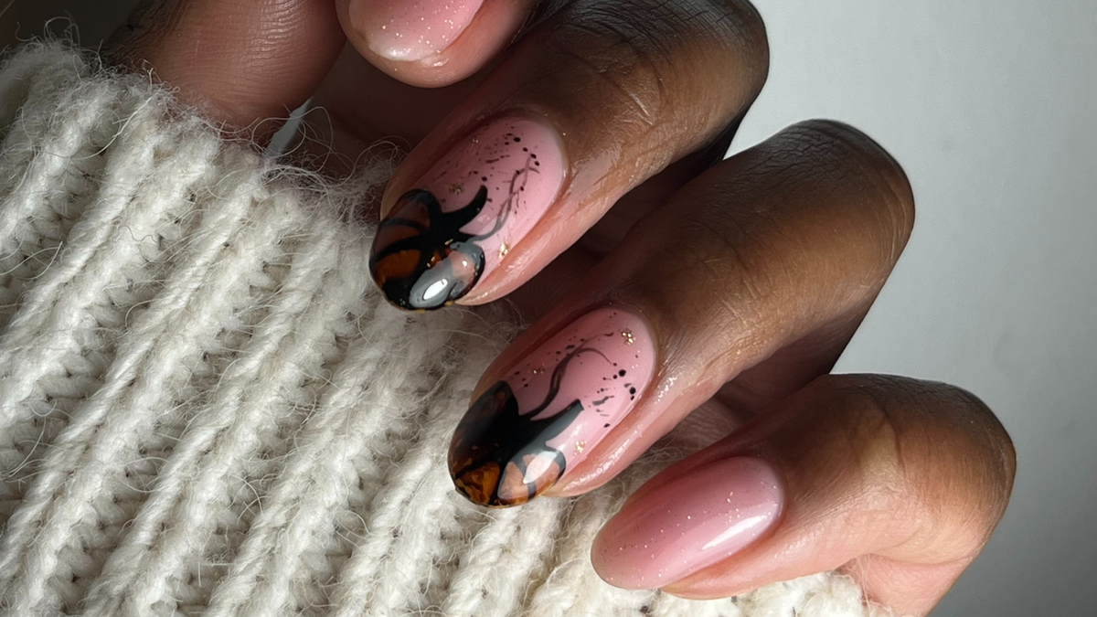 Halloween Nail Art Tutorial: Tortie Pumpkins