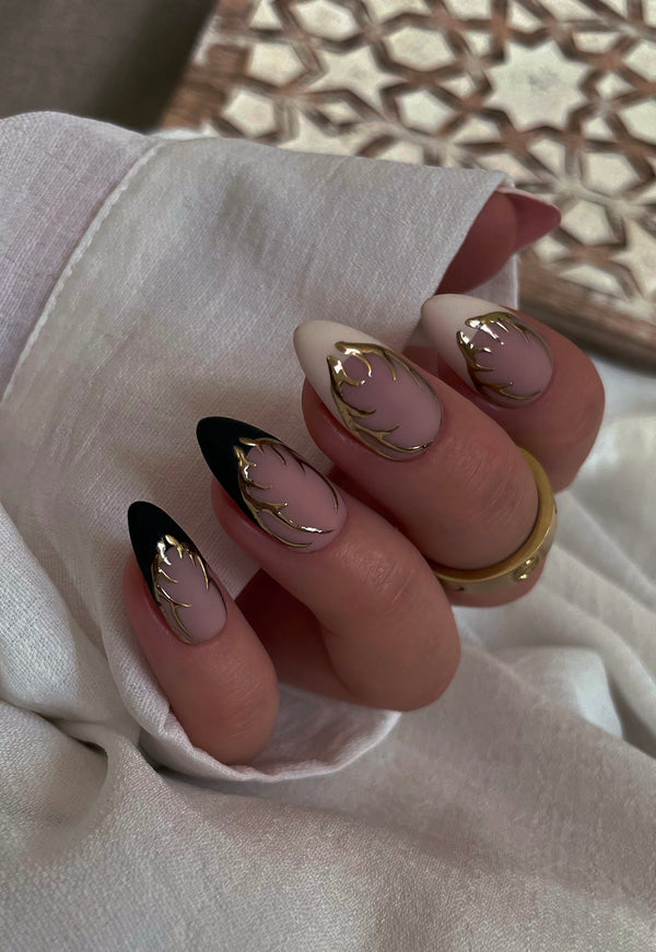 Christmas Balletcore Nails